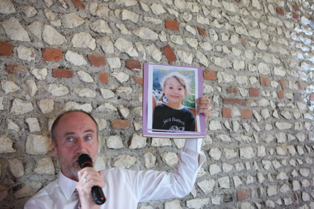 Chloe & Christopher Farbridge Jacaranda real wedding Lizzie Patterson Photography_026