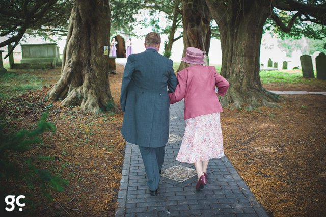 Aimee and Steve Bury Court Barn wedding Jacaranda Catering Guy Collier Wedding Photography_0019