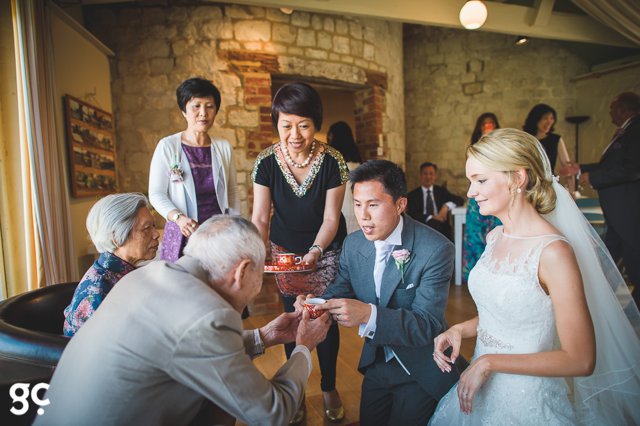 Aimee and Steve Bury Court Barn wedding Jacaranda Catering Guy Collier Wedding Photography_0036