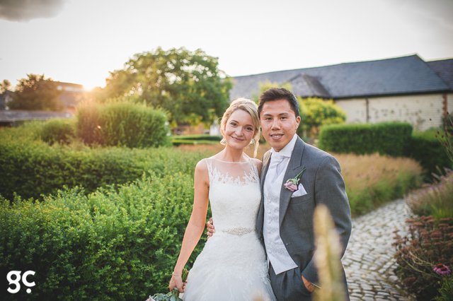 Aimee and Steve Bury Court Barn wedding Jacaranda Catering Guy Collier Wedding Photography_0044
