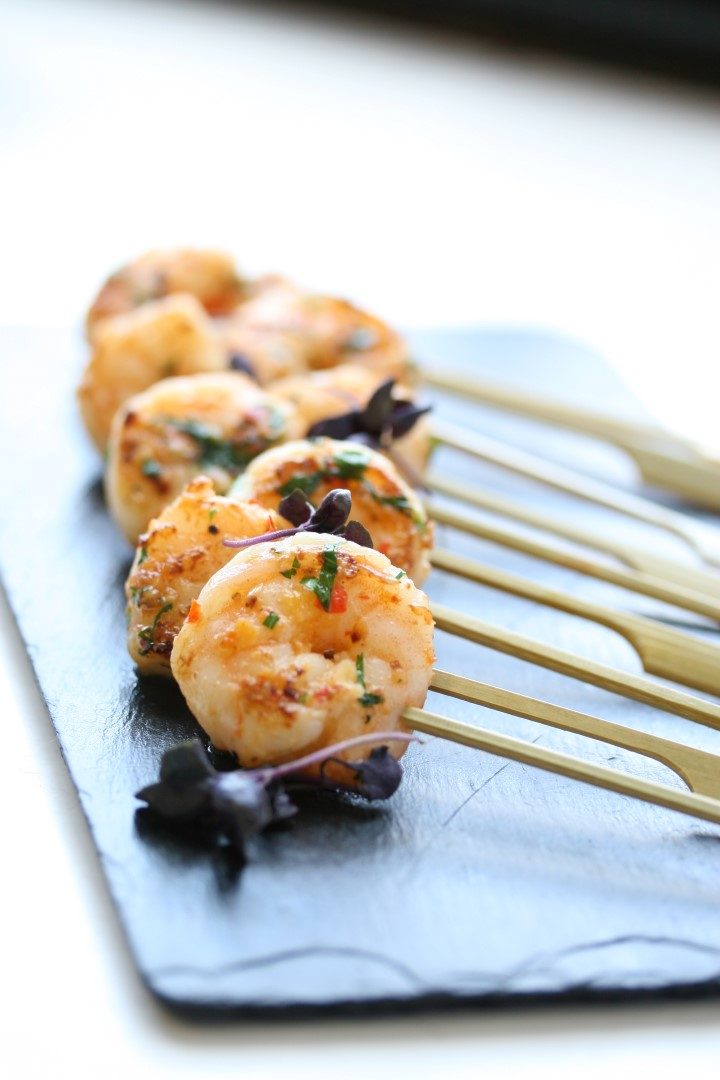 king prawn canapes with chilli and ginger