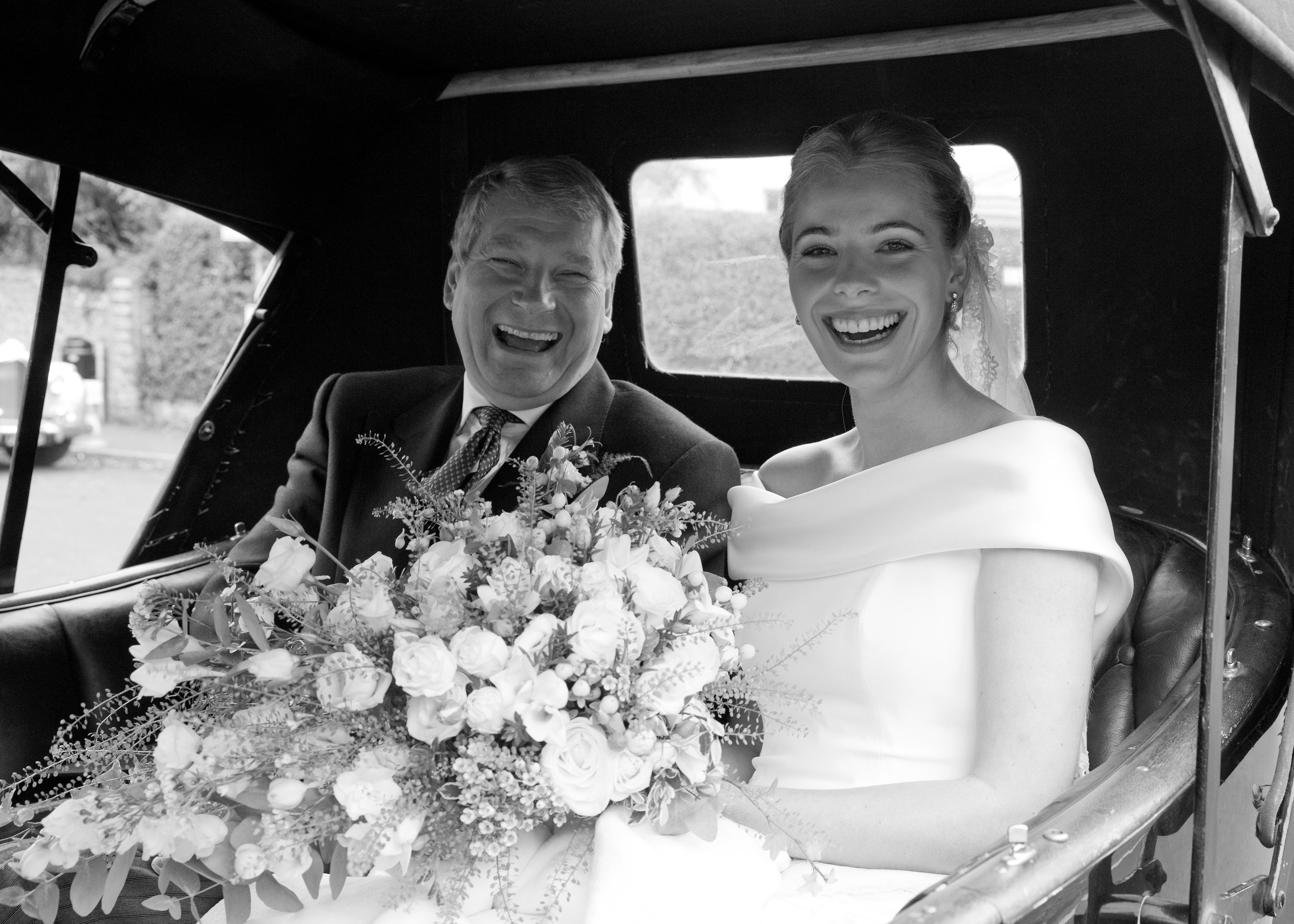 wedding photography by Millie Pilkington; wedding photographer hampshire